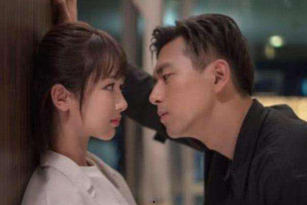 国产电影吻戏超燃视频,激情碰撞，热血沸腾