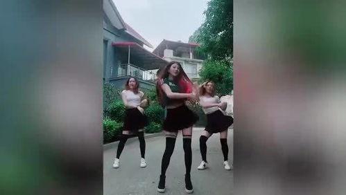 国产跳魔性舞蹈视频,国产神曲引爆全网！