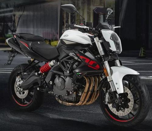 国产四缸机车帅气视频,帅气的速度与激情