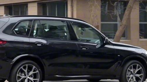 国产x5测评油耗视频,油耗表现解析与驾驶体验分享