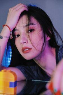 国产女主播视频回放,魅力四溢的直播瞬间